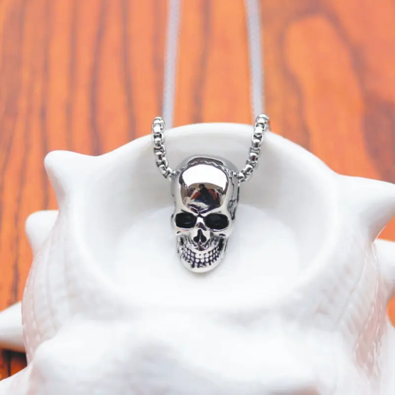 Steel skull necklace - Image 5