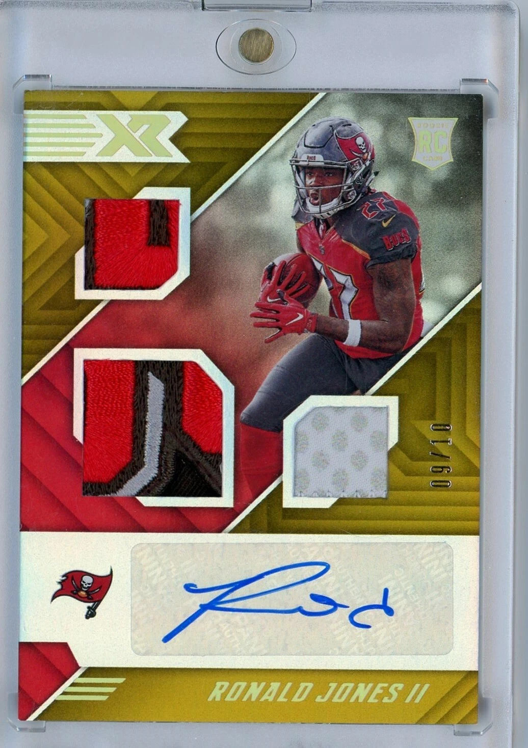 2018 Panini XR Ronald Jones II Buccaneers Rookie Triple Swatch Auto Gold #09/10 SSP