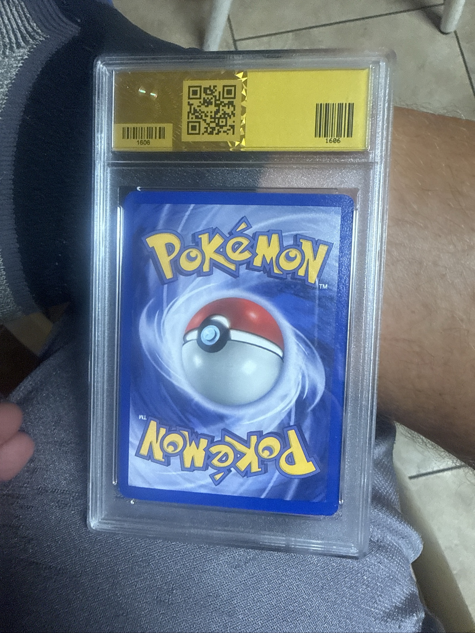 2001 Pokemon Neo Revelation Magneton #10/64 Holofoil BGS/TGC 7 - Image 2